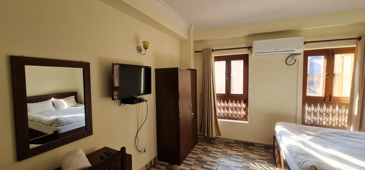 Pashupati View Hotel 加德满都 外观 照片